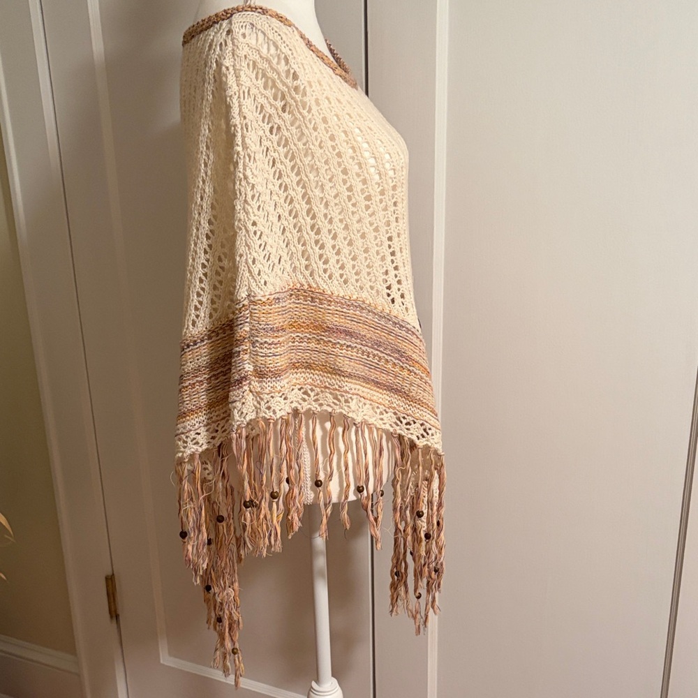 American Eagle Cream and Brown Knit Poncho with Fringe - Picture 4 of 7